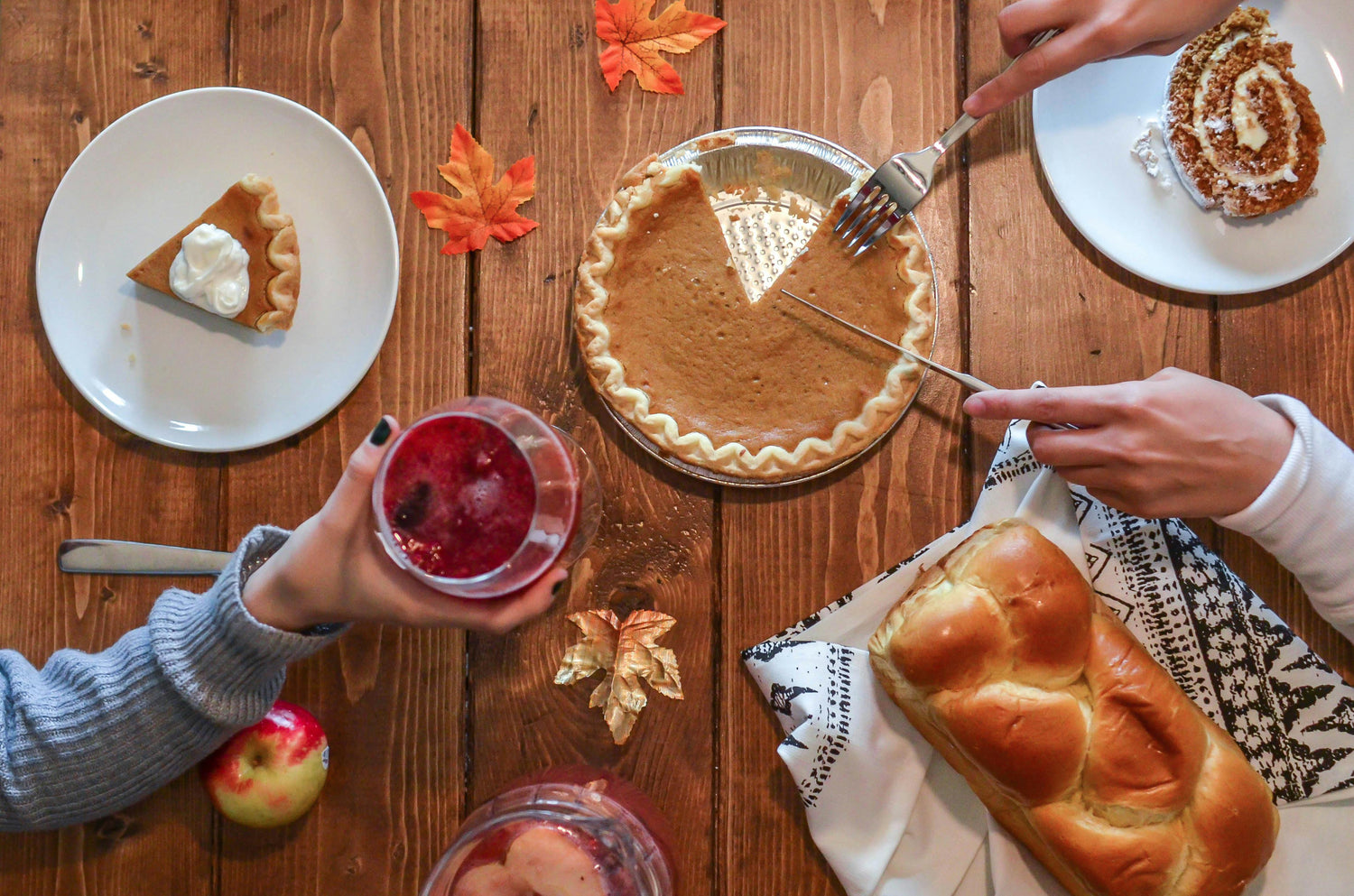 Brillez pour Thanksgiving : Les conseils de Kimika pour se sentir à son meilleur 🍁